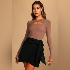Lulu's Brown Long Sleeve Cutout Top